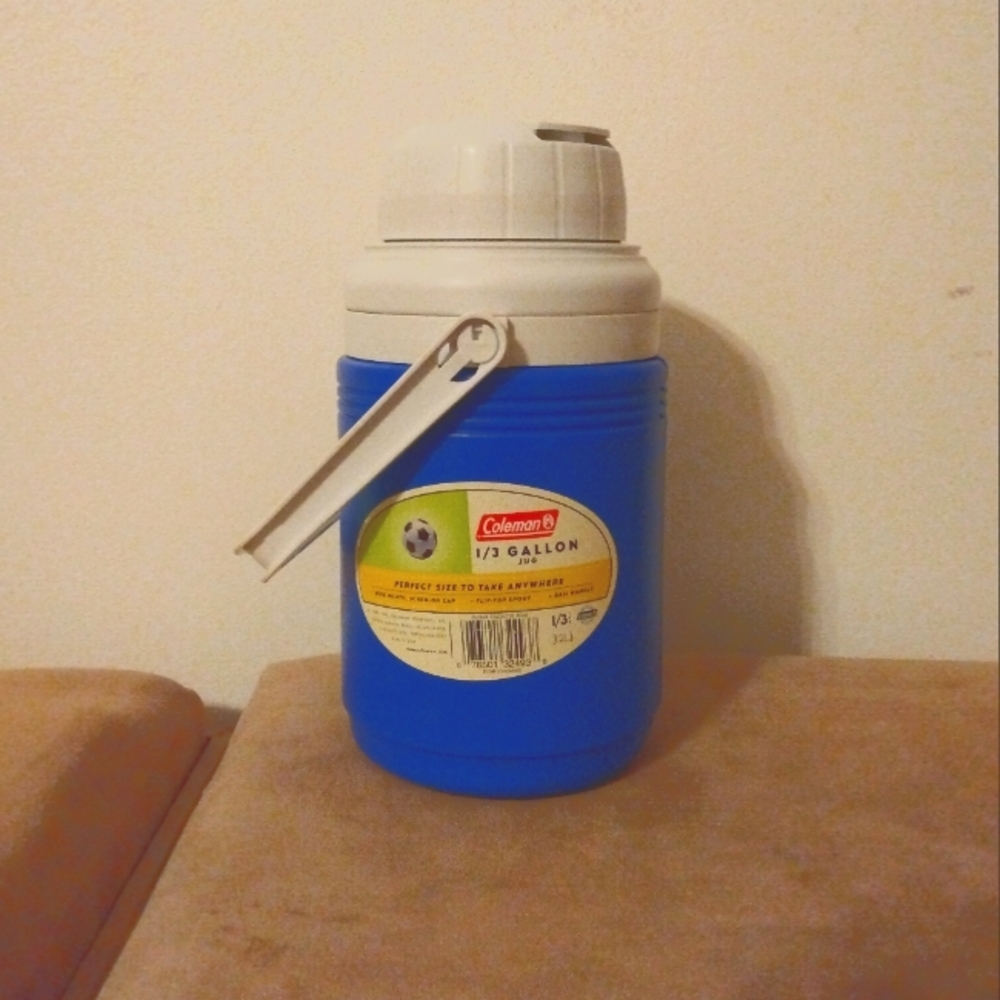 3/$10 🌟 EUC Vintage 1999 Blue & White Coleman 1/3 Gallon Water Liquid Jug